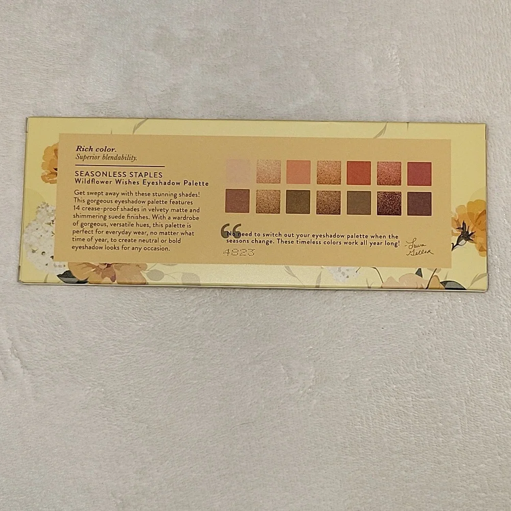 Eyeshadow - Picture 2 of 3